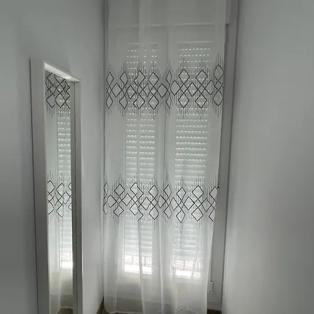 Maria Sanlucar Con Garaje *